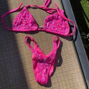 Weight competition pink stud bikini